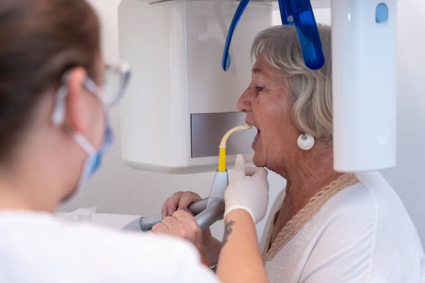 Best Dentist for Tooth Abscess  in Lincoln City, OR